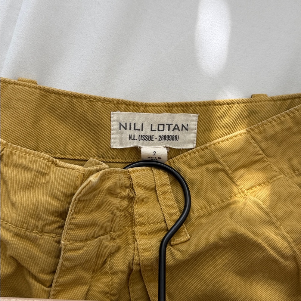 Nili Lotan Tuscan Yellow Utility Shorts Size 2 - Picture 3 of 7